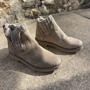 Comfortiva align boots